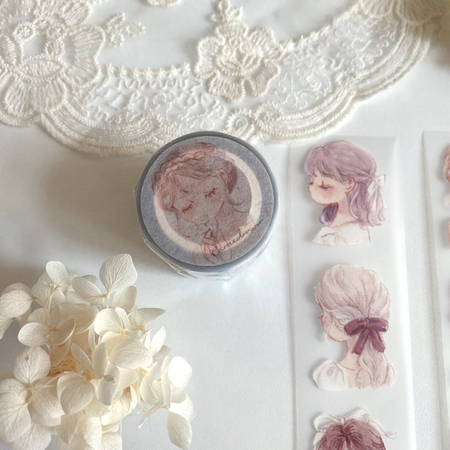 Maskingtape of Lilac Braids