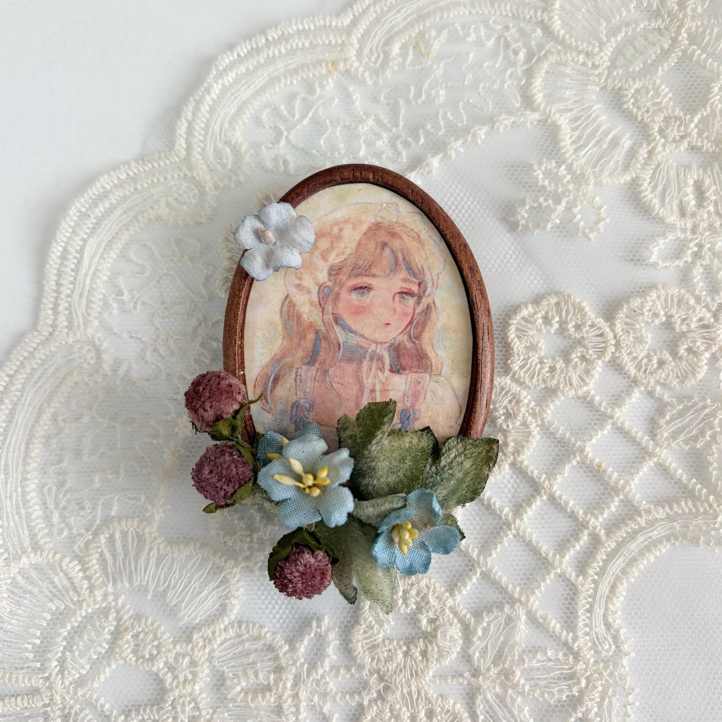 Brooch of Sweet Corset