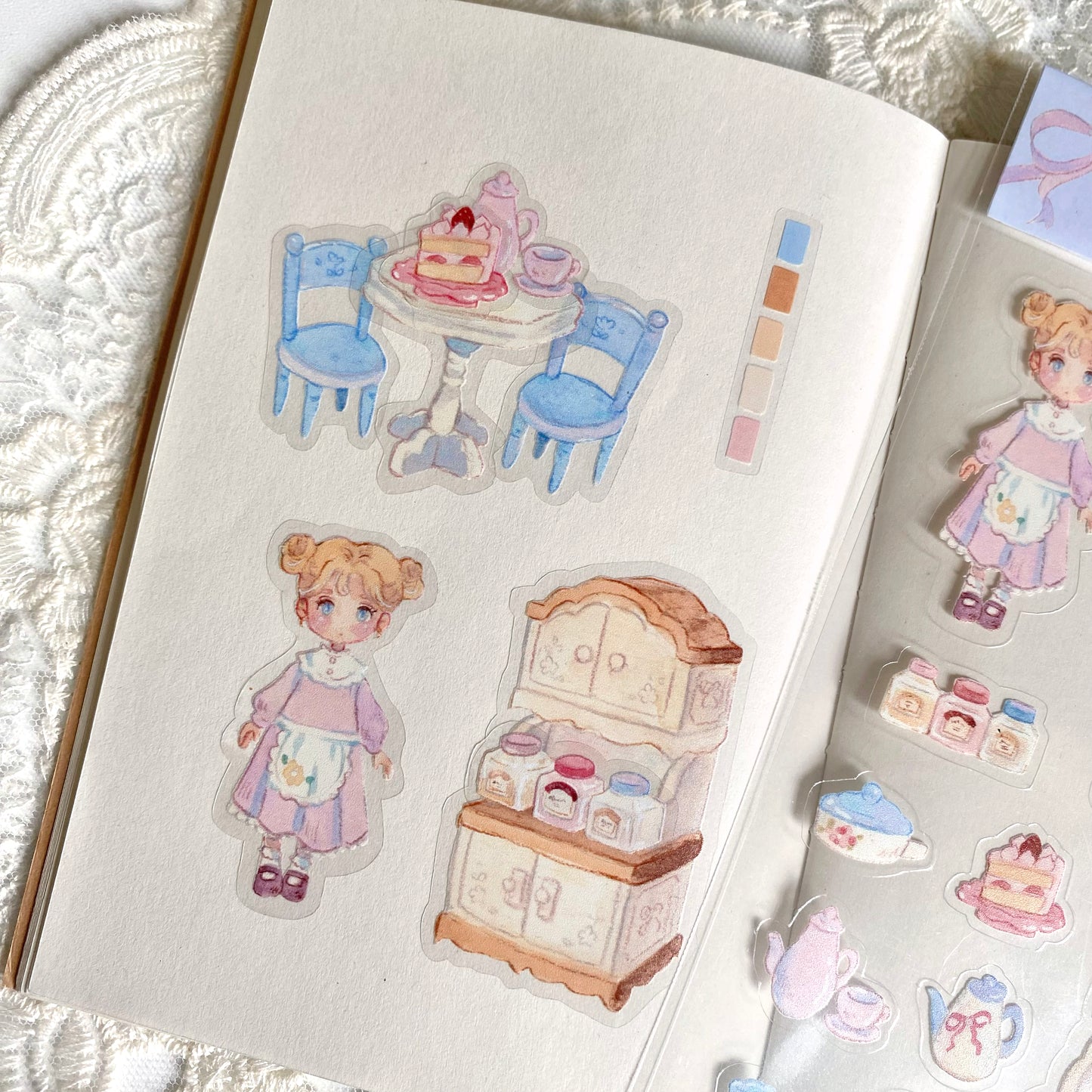 Dolly Pocket Sticker